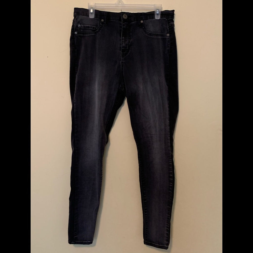 Mudd skinny jeans